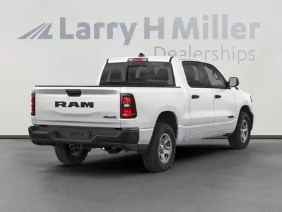 2026 RAM 1500 Warlock 4x4 Crew Cab 5'7 photo 3