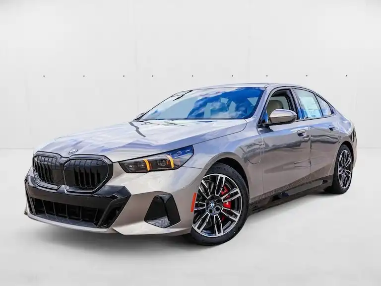 2026 BMW 5 Series 550e xDrive Sedan's photo