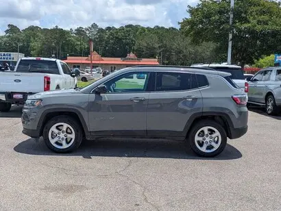 2024 Jeep Compass Latitude 4X4 photo 5