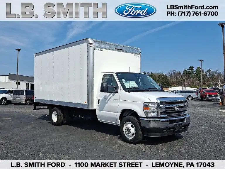 2026 Ford E-Series SRW E-350 Super Duty 158 in WB's photo