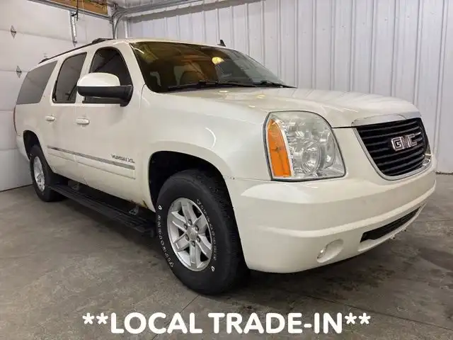 2012 GMC Yukon 4WD 1/2 Ton SLT (4SA)'s photo