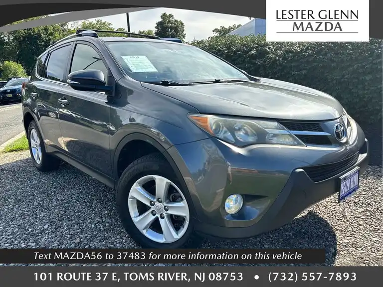 2014 Toyota RAV4 XLE AWD's photo