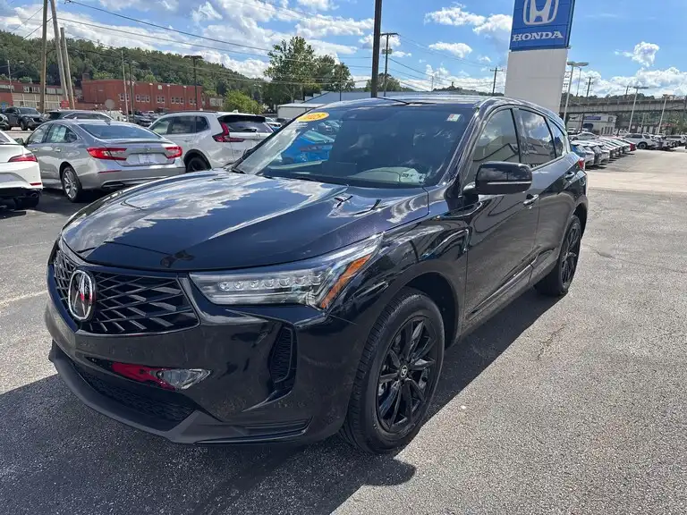 2025 Acura RDX SH-AWD's photo
