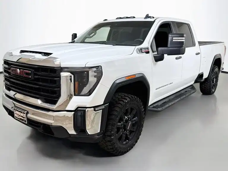 2025 GMC Sierra Pro 4WD Crew Cab Long Box's photo