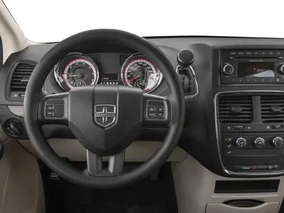2016 Dodge Grand Caravan SXT photo 5