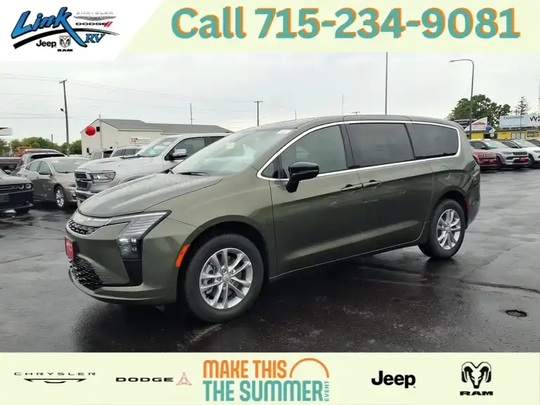 2027 Chrysler Pacifica Select AWD's photo
