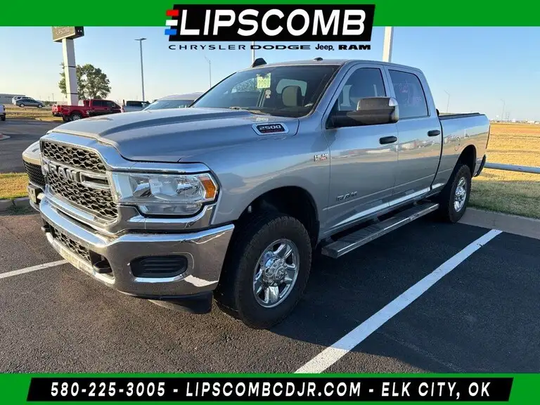 2022 RAM 2500 Tradesman 4WD Crew Cab SWB's photo