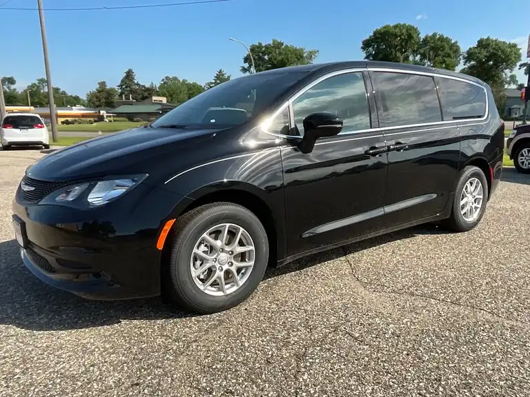 2026 Chrysler Voyager LX's photo
