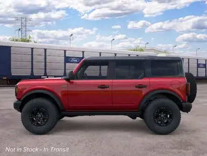 2026 Ford Bronco Badlands 4x4 photo 3