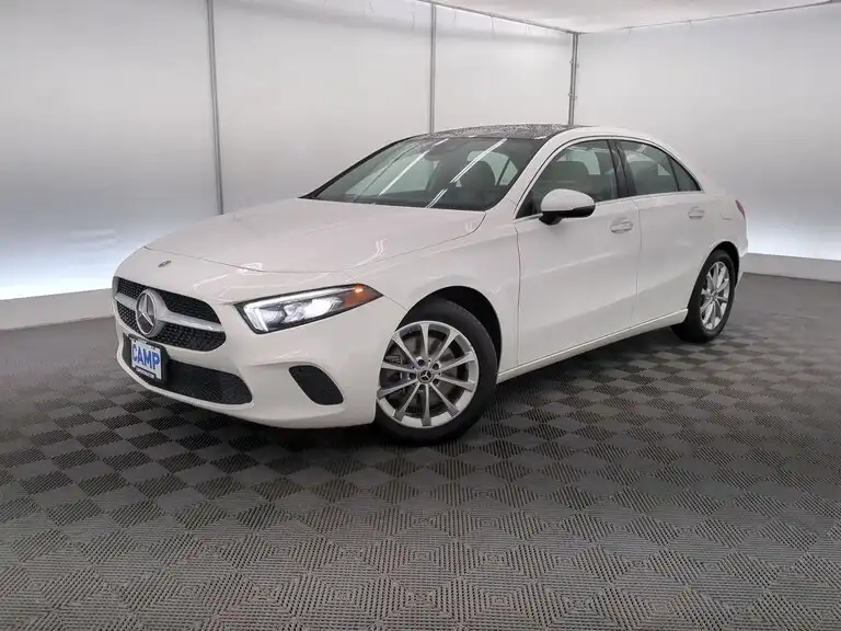2019 Mercedes-Benz A-Class A220's photo
