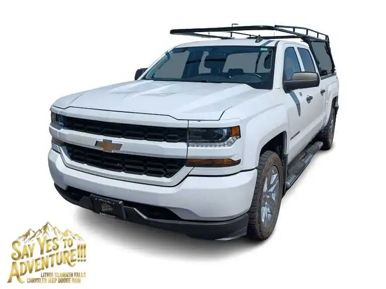 2018 Chevrolet Silverado 1500 Custom 4WD Crew Cab Standard Box's photo
