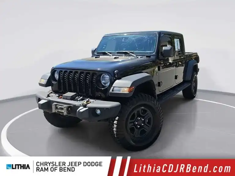 2021 Jeep Gladiator Sport's photo