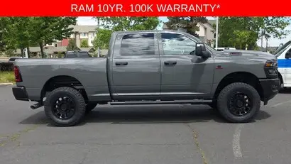 2026 RAM 2500 Tradesman 4WD Crew Cab SWB photo 2