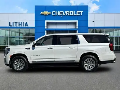 2023 GMC Yukon Denali photo 5