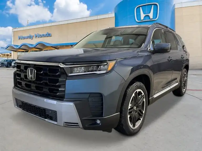 2026 Honda Pilot Touring AWD's photo