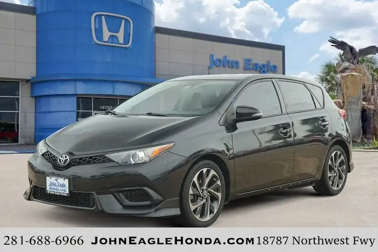 2018 Toyota Corolla iM CVT's photo