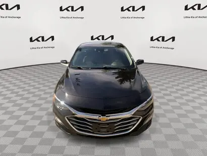 2024 Chevrolet Malibu 1LT photo 3