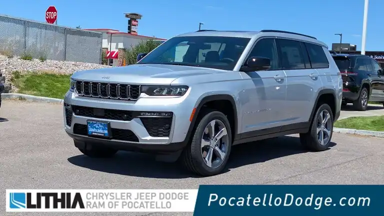 2026 Jeep Grand Cherokee L Limited 4x4's photo