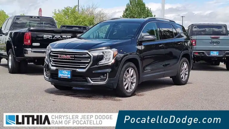 2024 GMC Terrain SLT AWD's photo