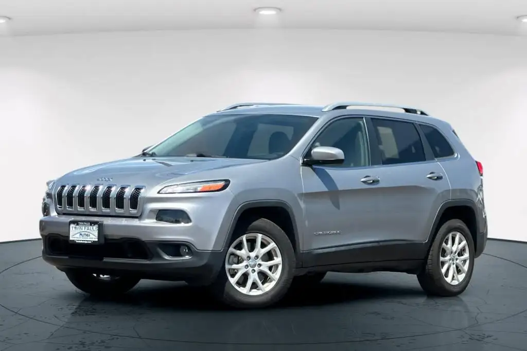2017 Jeep Cherokee Latitude 4X4 photo 1