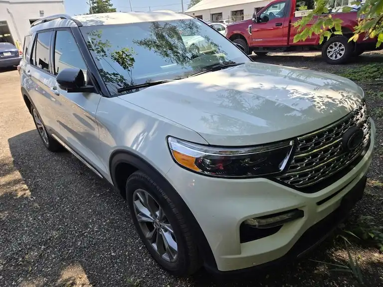 2022 Ford Explorer Limited 4WD's photo