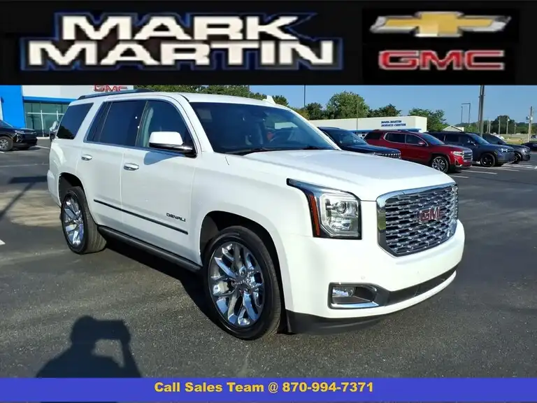 2019 GMC Yukon 4WD Denali's photo
