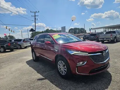 2023 Buick Enclave Essence photo 3