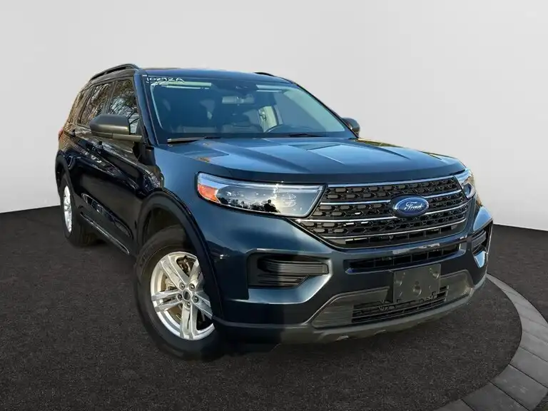 2022 Ford Explorer XLT RWD's photo