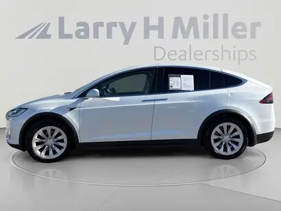 2019 Tesla Model X Long Range photo 3