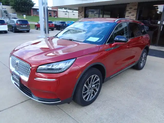 2022 Lincoln Corsair AWD's photo