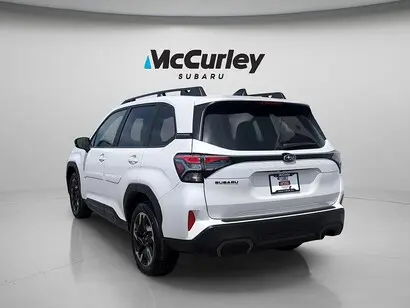 2025 Subaru Forester Limited photo 3
