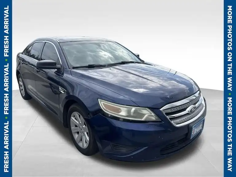 2012 Ford Taurus SE FWD's photo