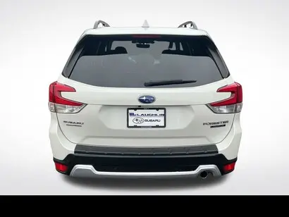 2020 Subaru Forester Touring photo 4