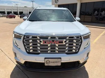2026 GMC Acadia Denali FWD photo 5
