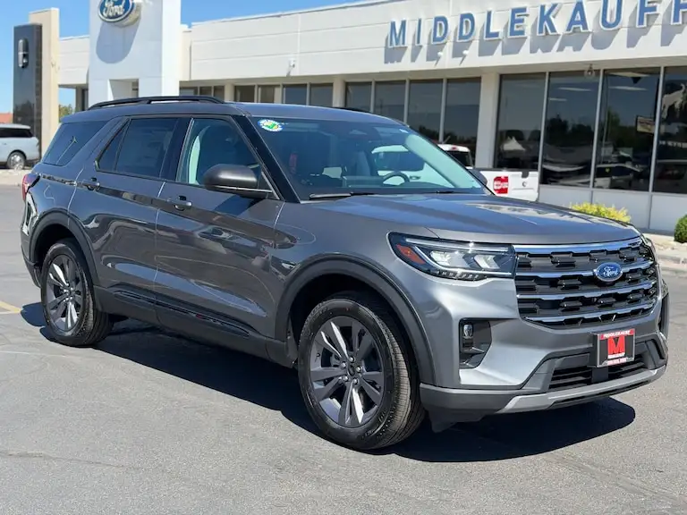 2026 Ford Explorer Active 4WD's photo