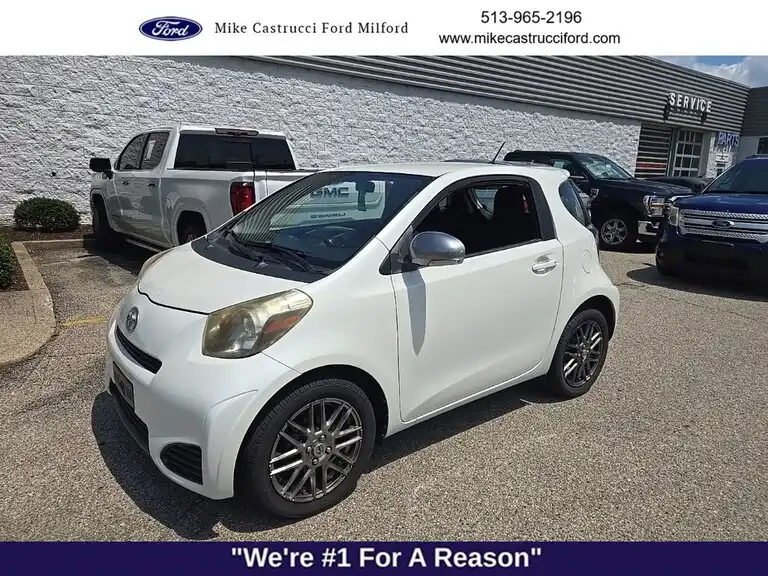 2012 Scion iQ 1.3 CVT's photo