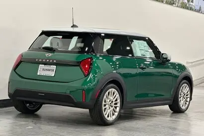 2026 MINI Hardtop undefined photo 4