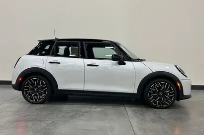 2026 MINI Hardtop Cooper S photo 2