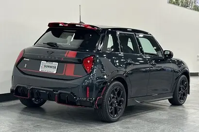 2026 MINI Hardtop Cooper S photo 4
