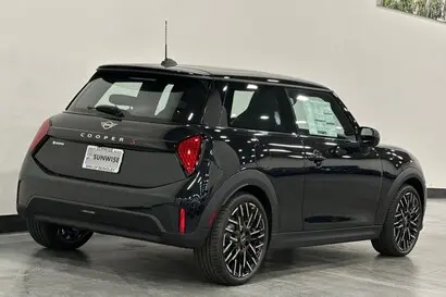 2026 MINI Hardtop Cooper S photo 4