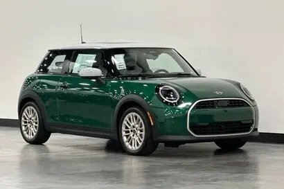 2026 MINI Hardtop undefined photo 2