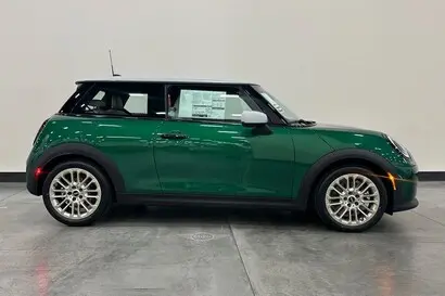 2026 MINI Hardtop undefined photo 3