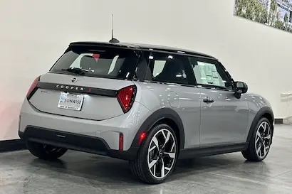 2026 MINI Hardtop Cooper S photo 4