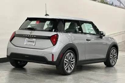 2026 MINI Hardtop undefined photo 4