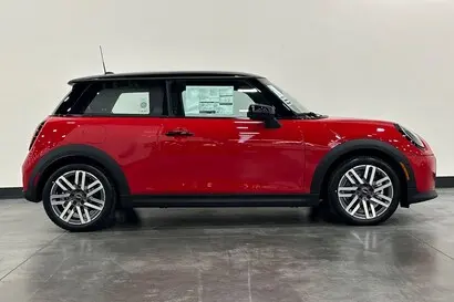 2026 MINI Hardtop undefined photo 3