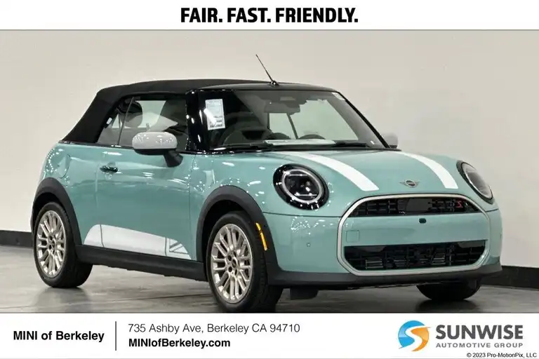 2026 MINI Convertible Cooper S's photo
