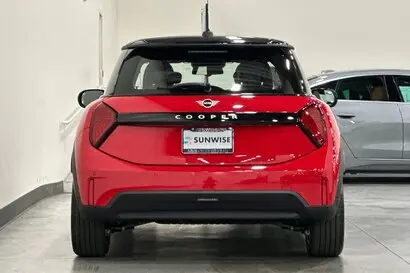 2026 MINI Hardtop undefined photo 5