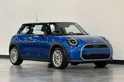 2026 MINI Hardtop undefined photo 2