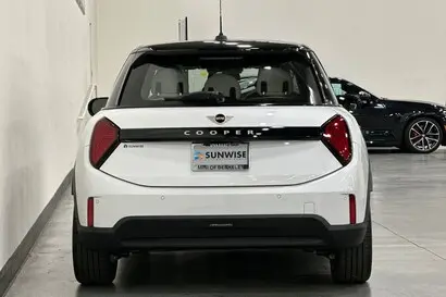 2026 MINI Hardtop undefined photo 5