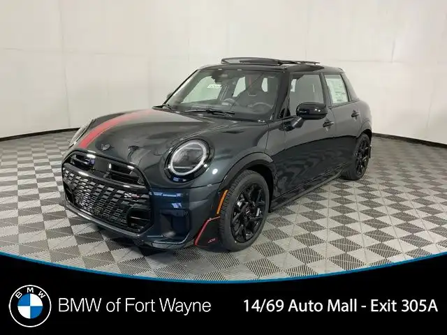 2026 MINI Hardtop Cooper S's photo